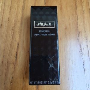 Kat Von D Studded Kiss Lipstick in Poe